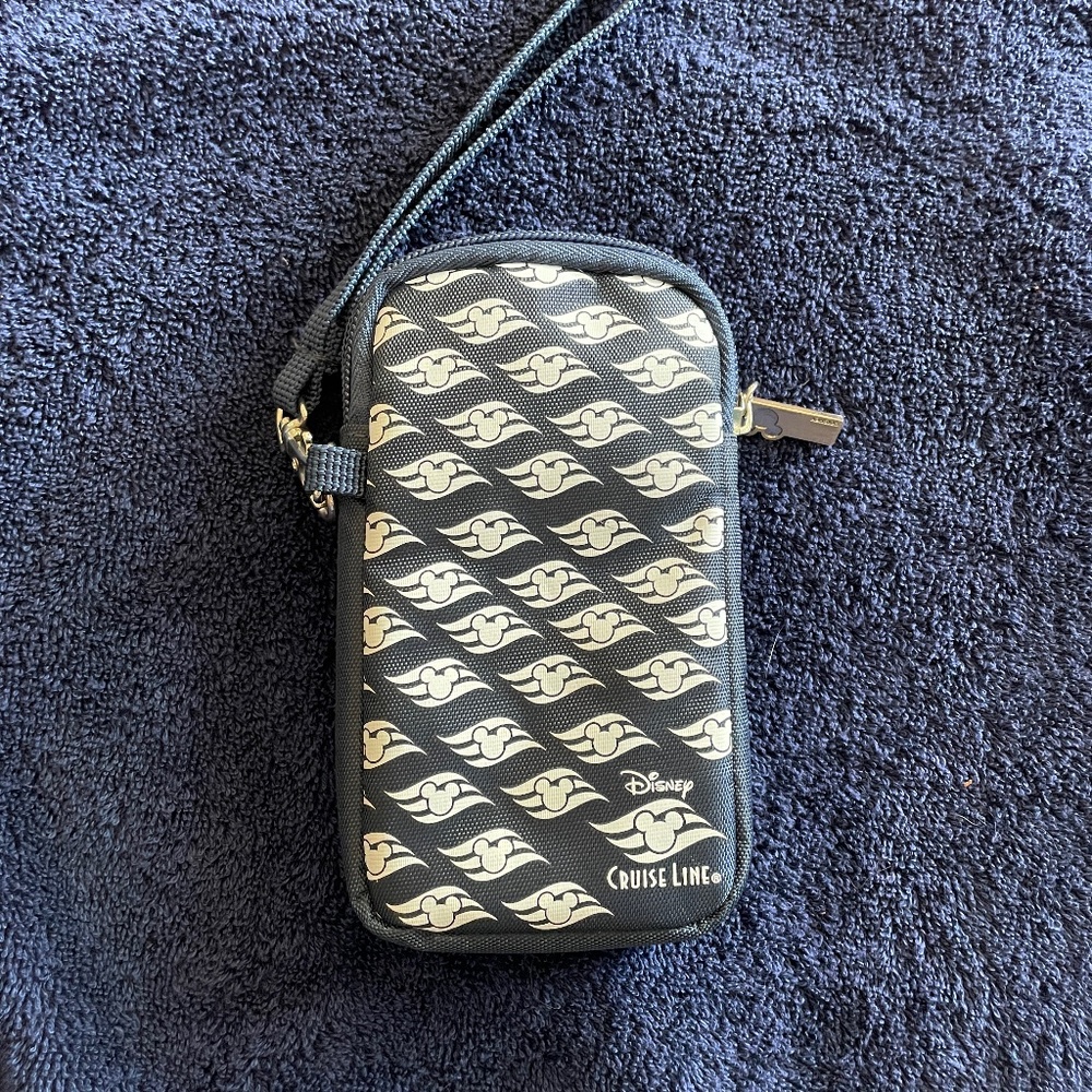 Disney Cruise Line Cushioned Phone Case